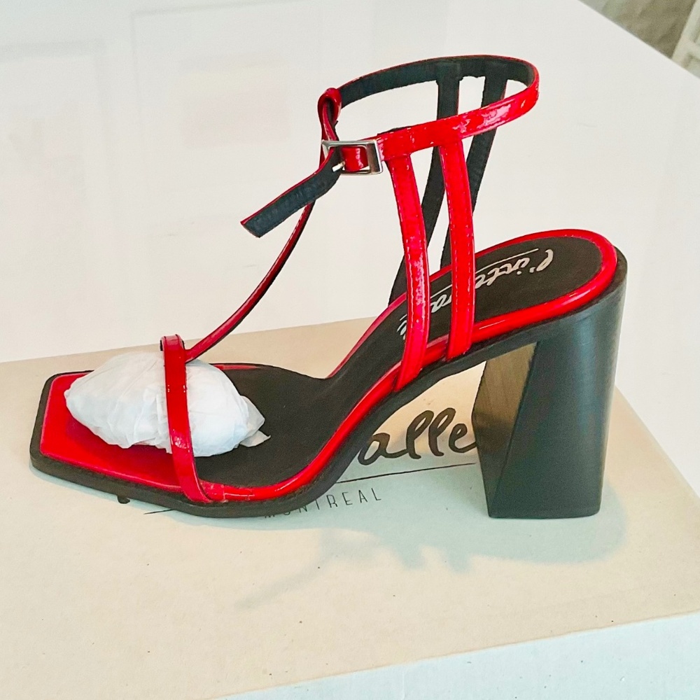L'intervalle Marrakesh T-Strap Block Heel Red Sandals